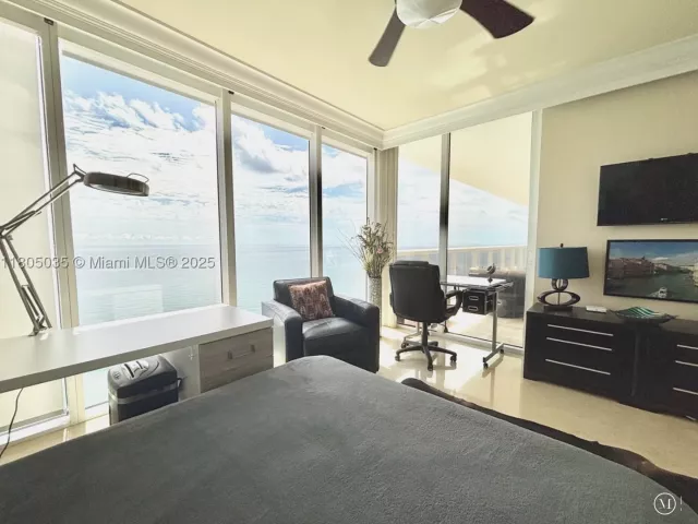 3-bedroom condo for rent in Hallandale Beach - 1830 S Ocean Dr 3702 - MondialRealty