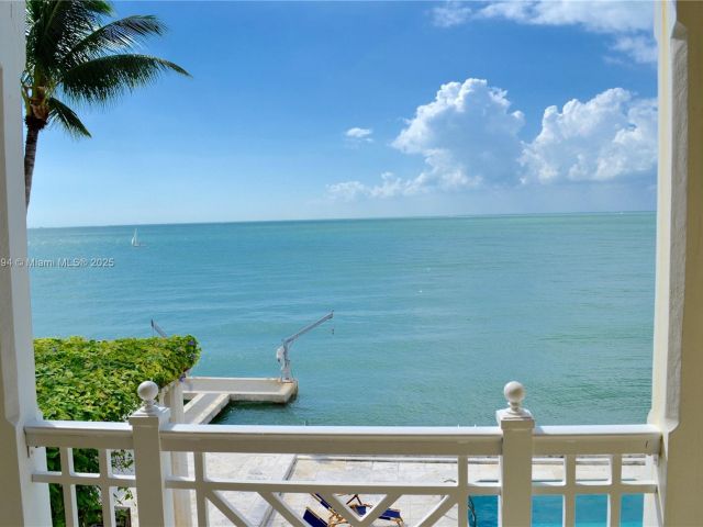 Home for rent at 710 S Mashta Dr - photo 6046471