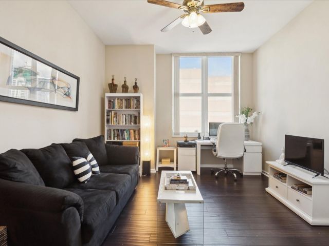 Apartment for sale  Unit #614 - photo 6040281