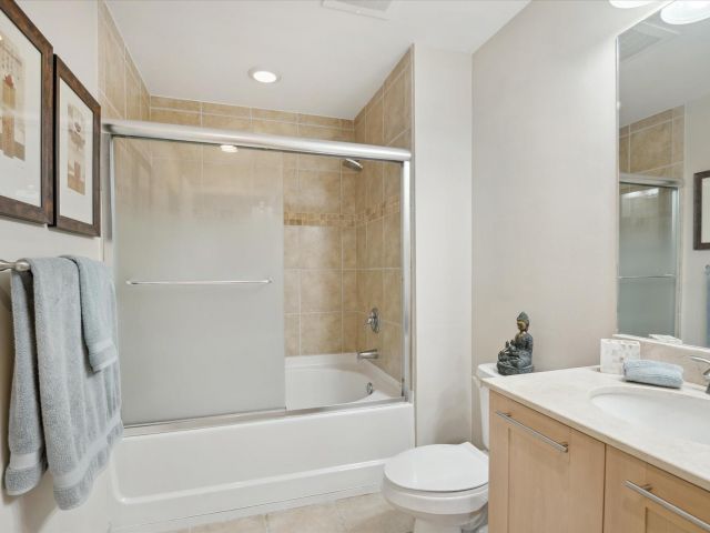 Apartment for sale  Unit #614 - photo 6040282