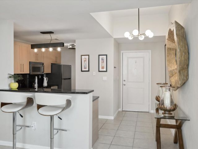 Apartment for sale  Unit #614 - photo 6040286