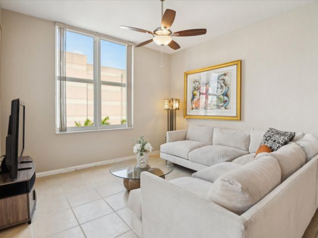 Apartment for sale  Unit #614 - photo 6040288