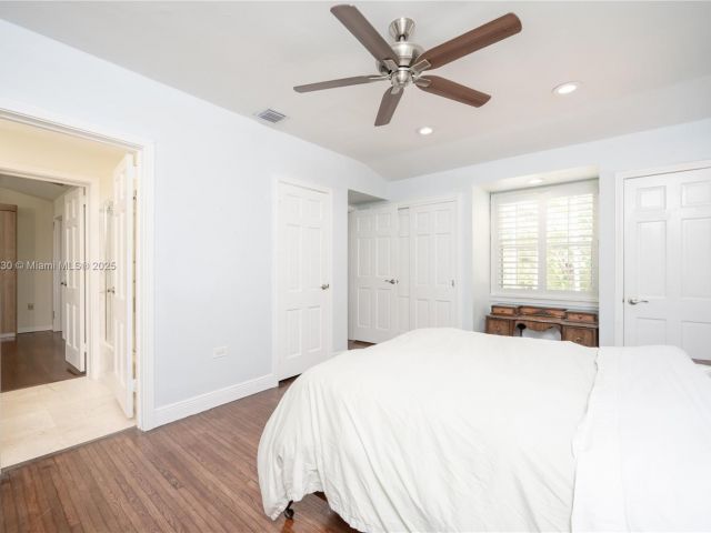 Home for rent at 2855 SW 17th Ave - photo 6040053