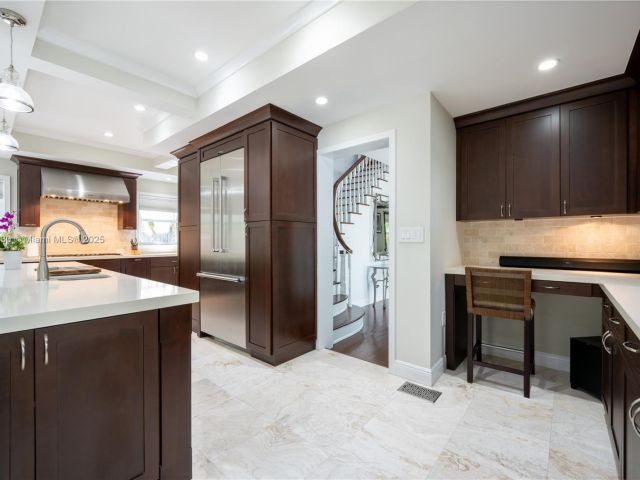 Home for rent at 2855 SW 17th Ave - photo 6040062