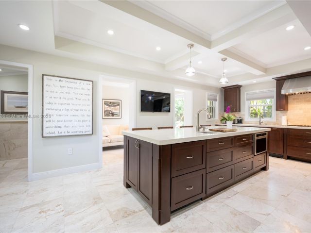 Home for rent at 2855 SW 17th Ave - photo 6040063