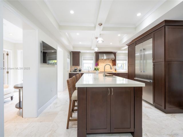 Home for rent at 2855 SW 17th Ave - photo 6040069