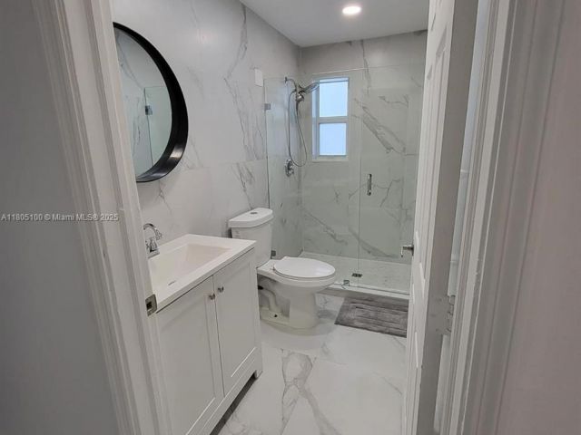 Home for rent at 900 SW 31st - photo 6037845