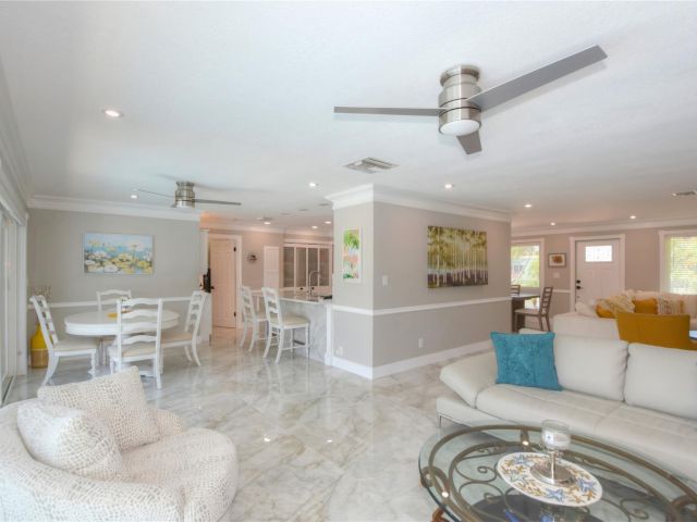 Home for rent at 2228 SE 10th St - photo 6038739