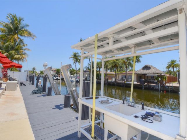 Home for rent at 2228 SE 10th St - photo 6038749