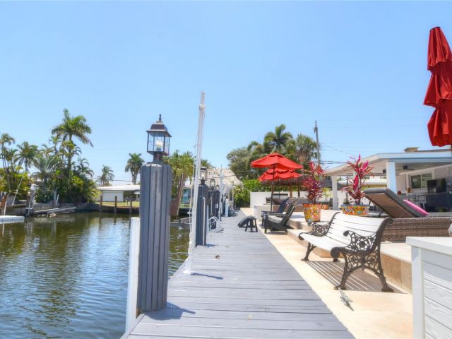 Home for rent at 2228 SE 10th St - photo 6038750