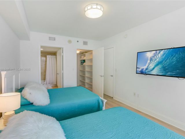 Apartment for sale  Unit #3804 - photo 6040168