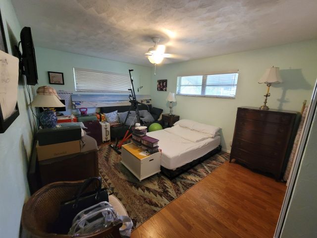 Home for sale at 370 SE 14th Ave Avenue - photo 6040674