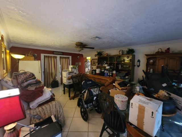 Home for sale at 370 SE 14th Ave Avenue - photo 6040677