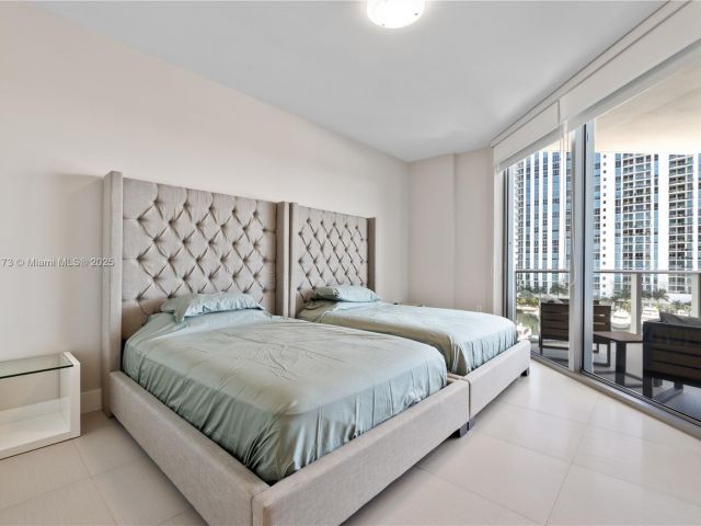 Apartment for sale  Unit #603 - photo 6064438