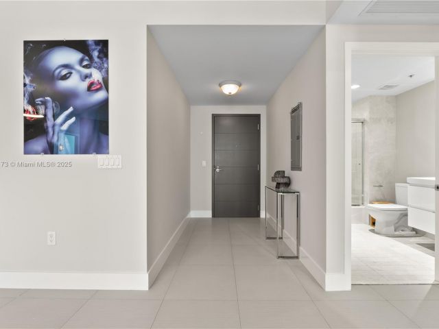 Apartment for sale  Unit #603 - photo 6064439