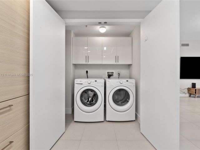 Apartment for sale  Unit #603 - photo 6064445