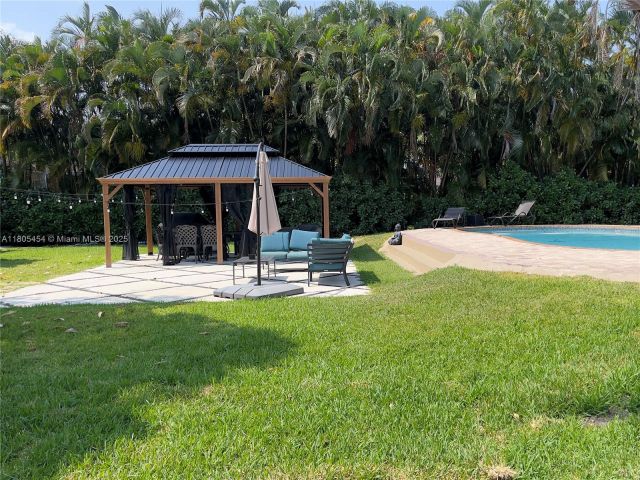 Home for sale at 13801 NE 1st Ave - photo 6132701