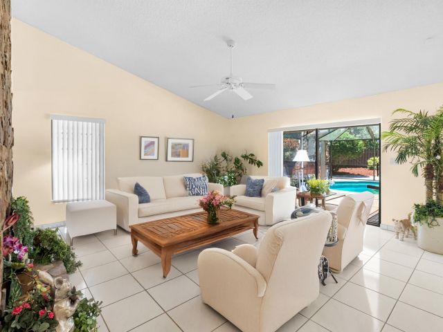 Home for sale at 840 SW 20th Street - photo 6059816