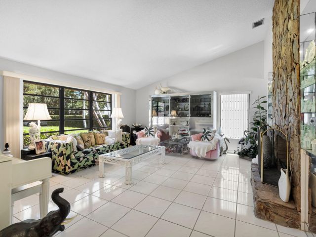 Home for sale at 840 SW 20th Street - photo 6059820