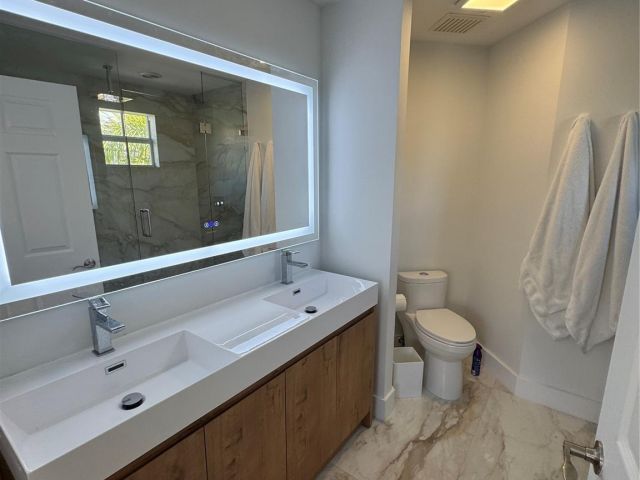 Home for rent at 2710 NE 184th Ter - photo 6058546