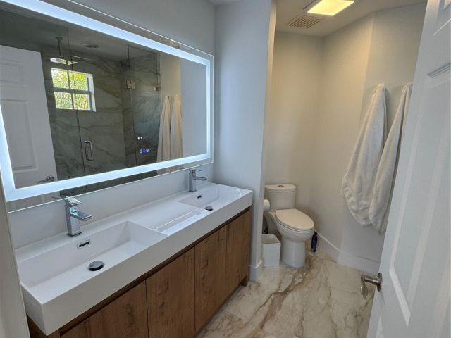 Home for rent at 2710 NE 184th Ter - photo 6058549