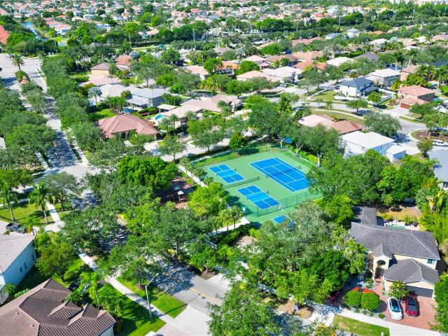 Home for sale at 16372 Segovia Cir N - photo 6078155