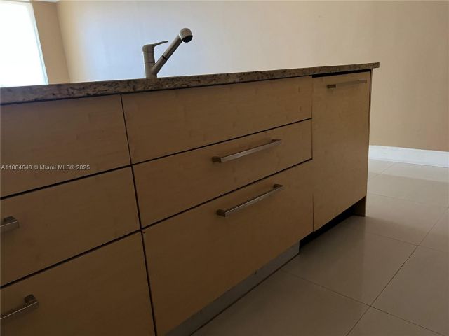 Apartment for sale  Unit #2006 - photo 6046078