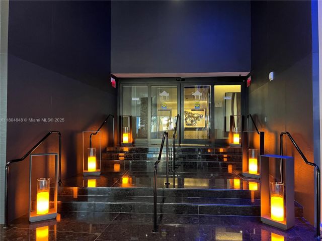 Apartment for sale  Unit #2006 - photo 6046089