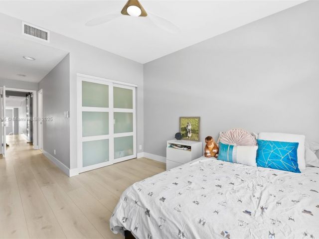 Home for sale at 2719 NE 15th St 3 - photo 6047834