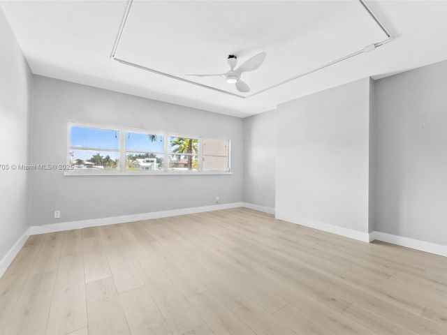 Home for sale at 2719 NE 15th St 3 - photo 6047837