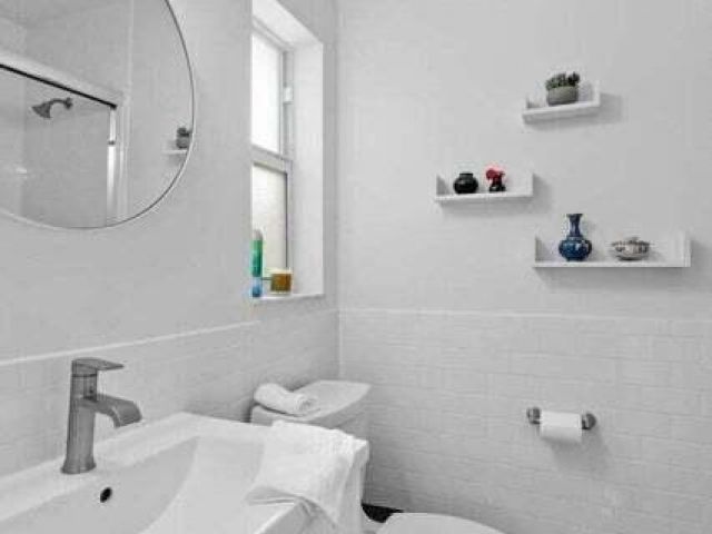 Home for rent at 221 NW 18th Street - photo 6057855