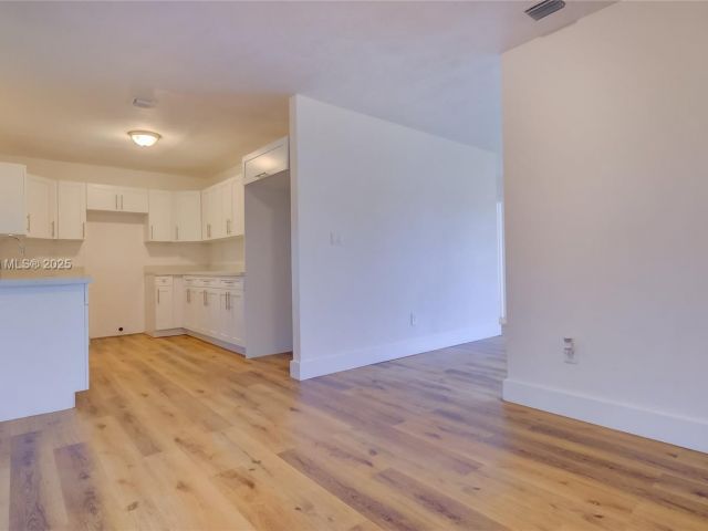 Home for sale at 21440 N Miami Ave - photo 6043570