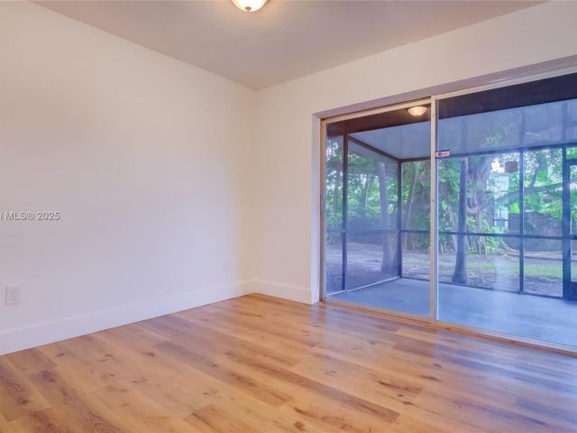 Home for sale at 21440 N Miami Ave - photo 6043572