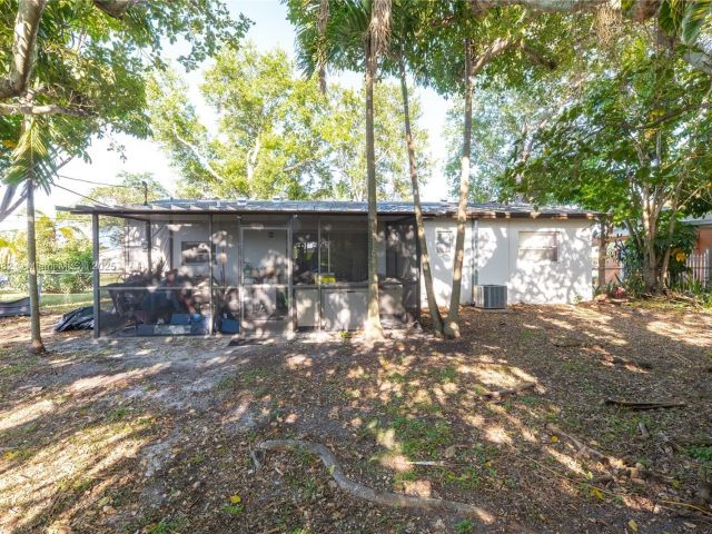 Home for sale at 21440 N Miami Ave - photo 6043579