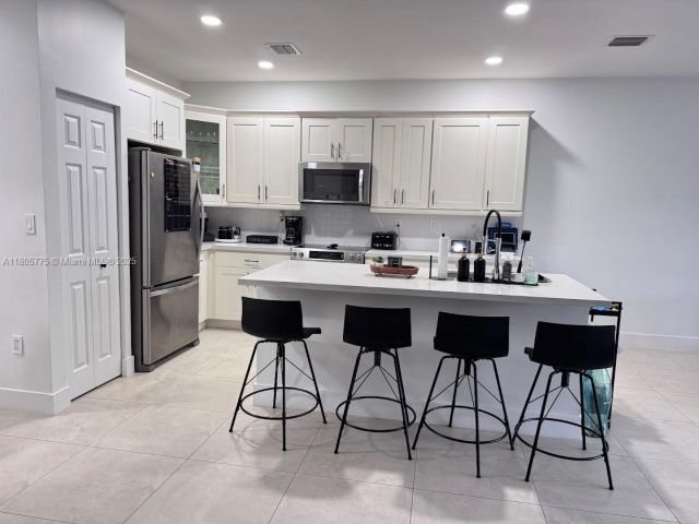 Home for sale at 10409 NW 61st Ln - photo 6048574