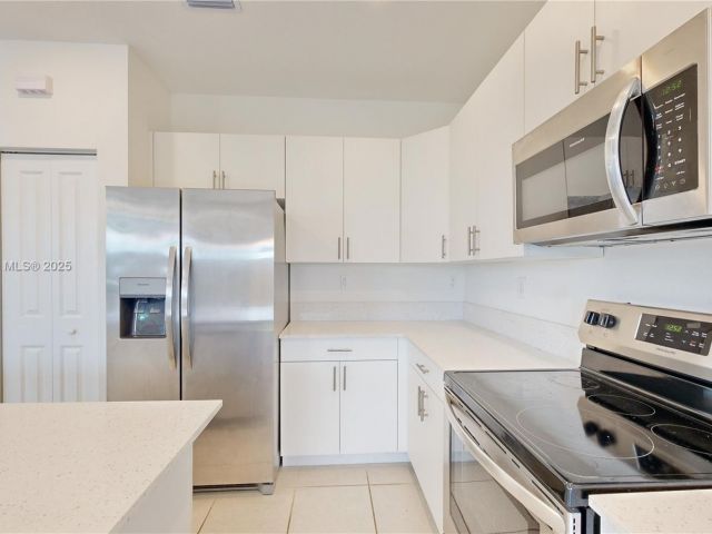 Home for sale at 10004 SW 231 LN - photo 6044293