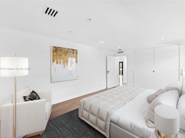 Home for rent at 120 NE 49th St - photo 6083526