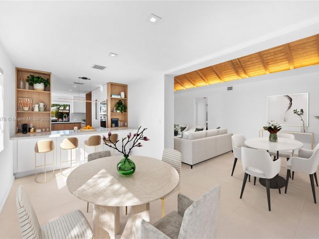 Home for rent at 120 NE 49th St - photo 6083535