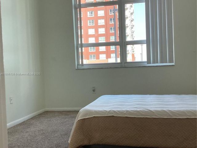 Apartment for rent  Unit #3503 - photo 6045471