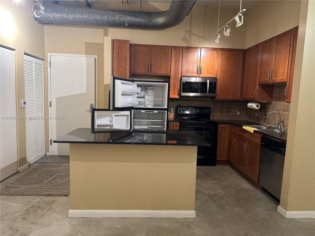 Apartment for rent  Unit #3503 - photo 7440776