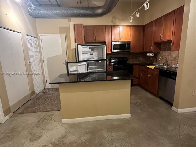 Apartment for rent  Unit #3503 - photo 7440778