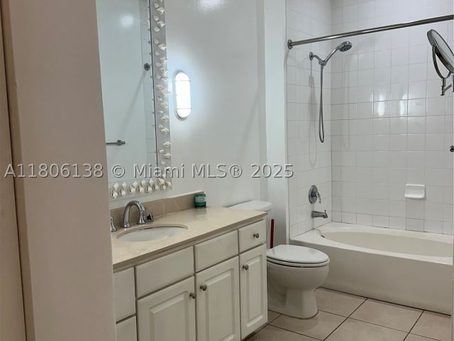 1-bedroom condo for rent in Miami - 2001 Biscayne Blvd 3503 - MondialRealty