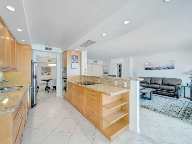 Apartment for sale  Unit #407S - photo 6045891