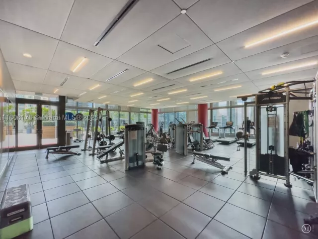 condo for rent in Miami - 1080 Brickell Ave 3905 - MondialRealty