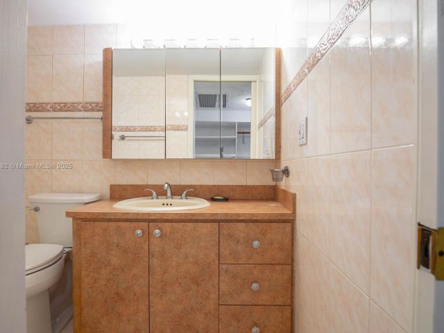 Apartment for sale  Unit #14U - photo 6407984