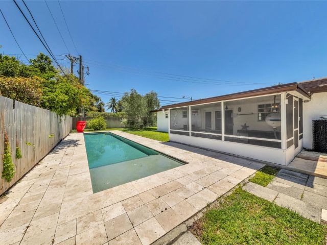 Home for sale at 3213 Dover Rd - photo 6046876