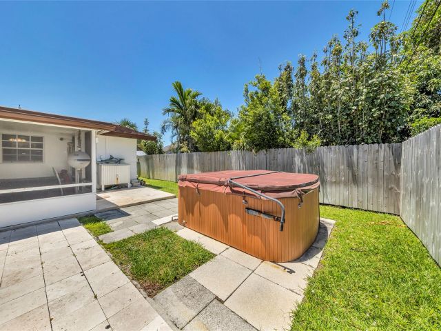 Home for sale at 3213 Dover Rd - photo 6046877