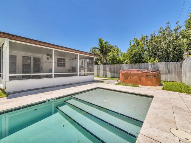 Home for sale at 3213 Dover Rd - photo 6046879