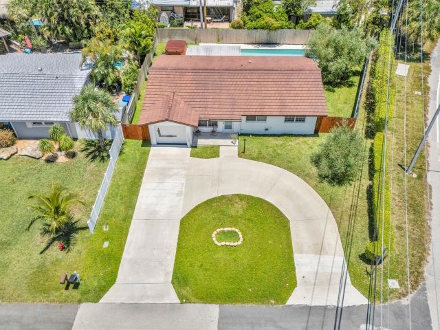 Home for sale at 3213 Dover Rd - photo 6046889