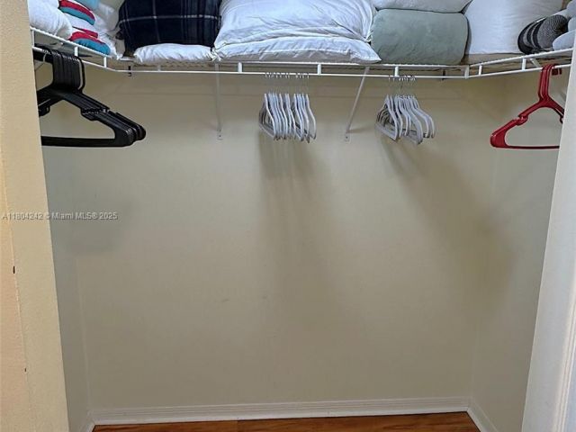 Apartment for rent  Unit #1606 - photo 6046008